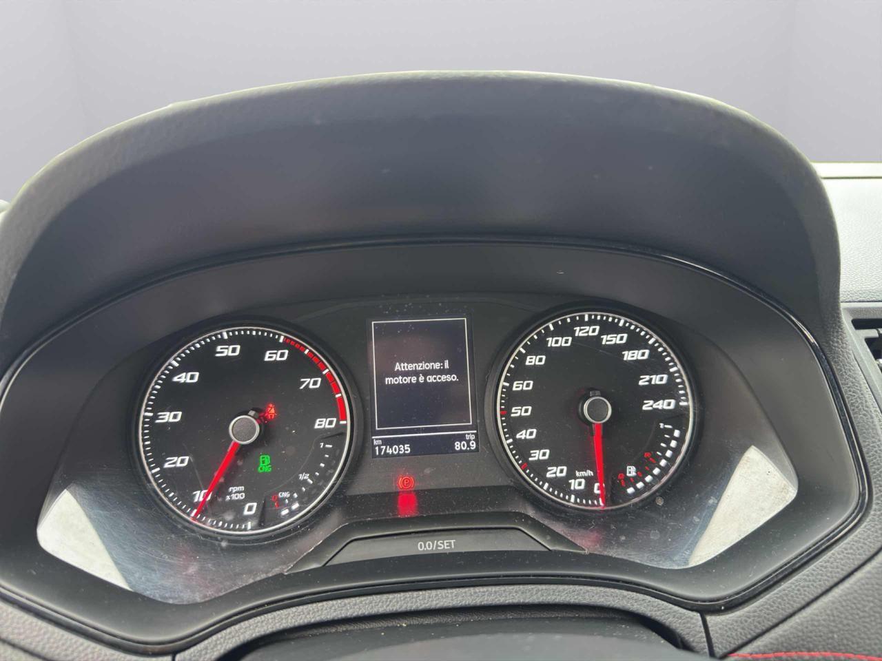 SEAT Arona 1.0TGI FR-CERCHI17-CRUISE-NAVI-SENSORI-DIURNI LEED