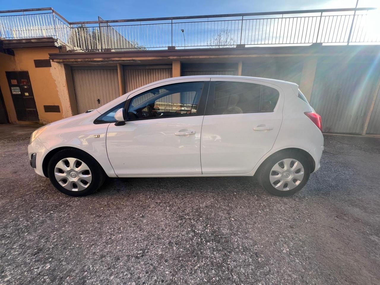 Opel Corsa 1.4 16V 5 porte Start&Stop Sport