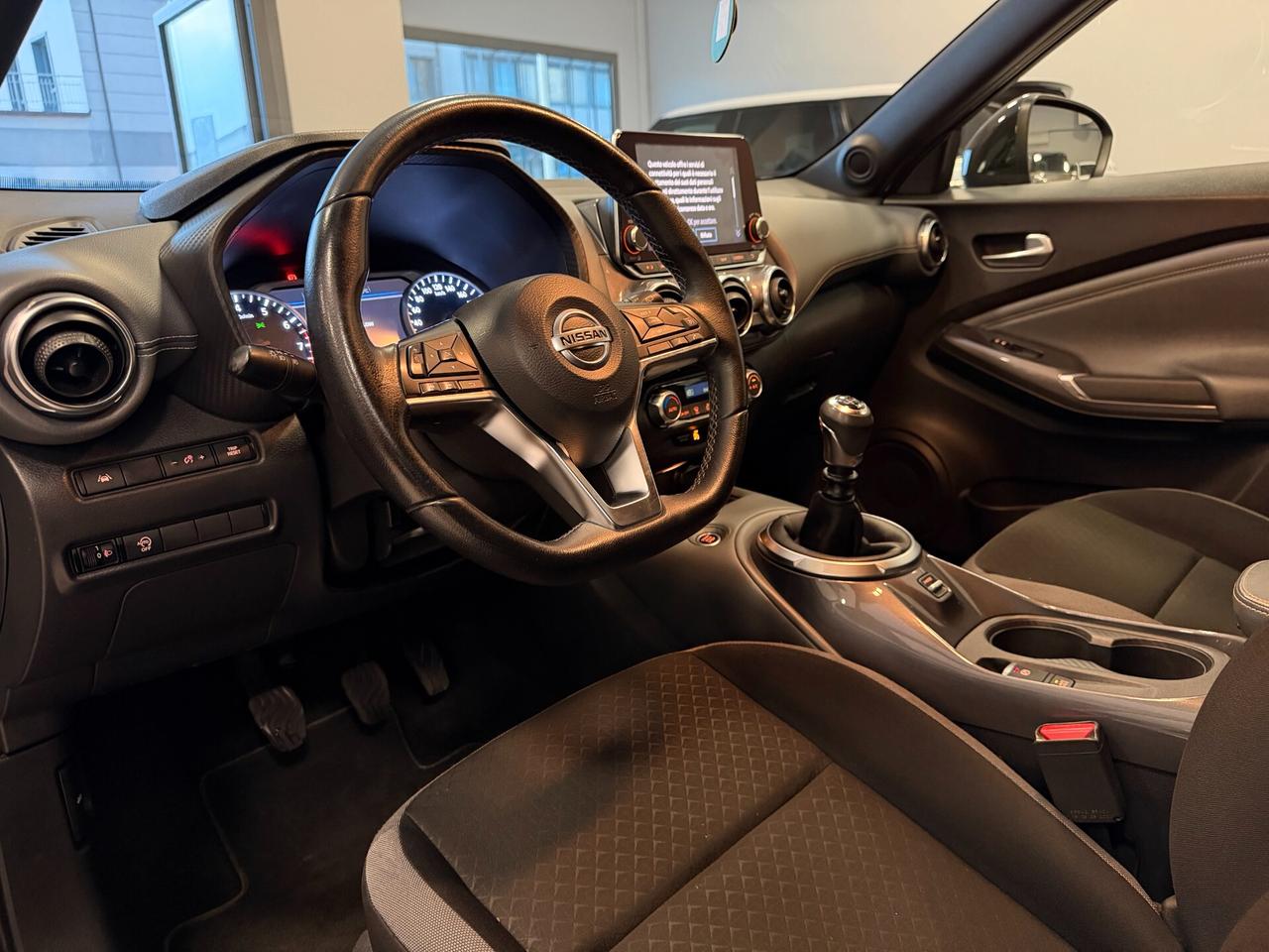 Nissan Juke 1.0 DIG-T 114 CV N-Connecta