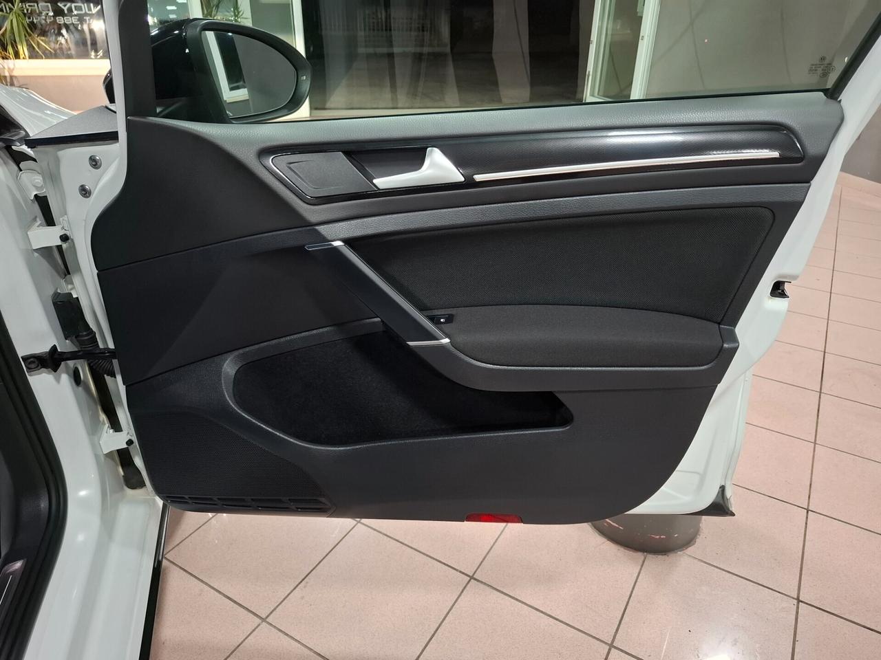 Volkswagen Golf GTD 2.0 TDI BlueMotion