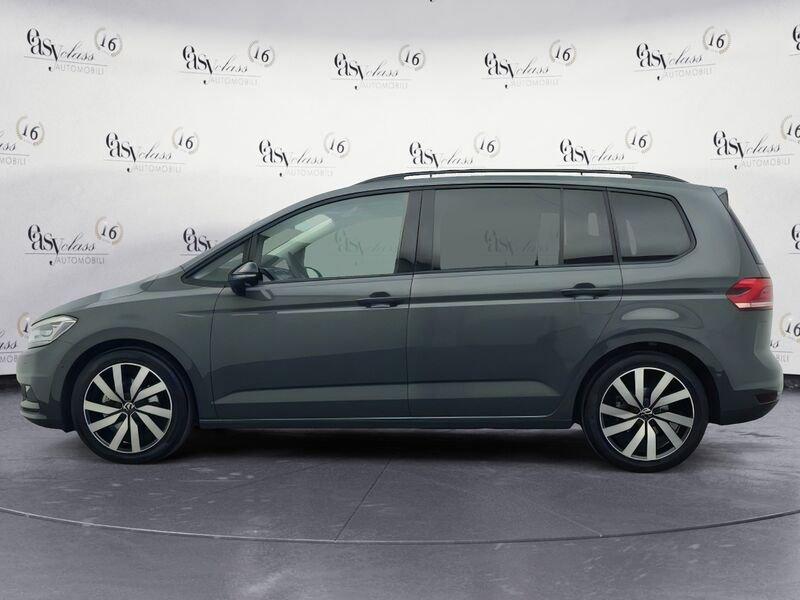 Volkswagen Touran 1.5 TSI HIGHLINE DSG LED MATRIX TETTO BLACK STYLE NAVI COCKPIT