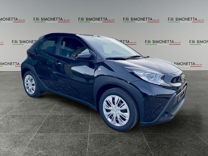 Toyota Aygo X 1.0 Active 72cv - KM0