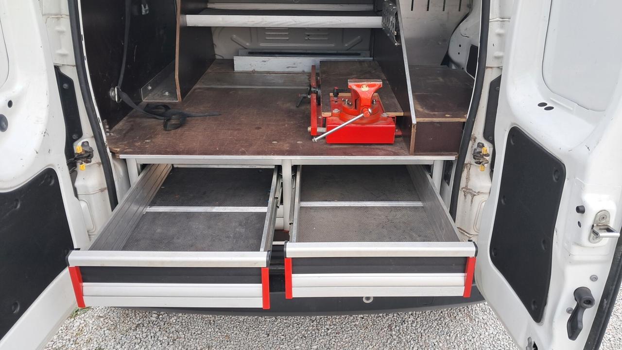 Fiat Fiorino 1.4 8V CNG 70CV Cargo SX Allestito