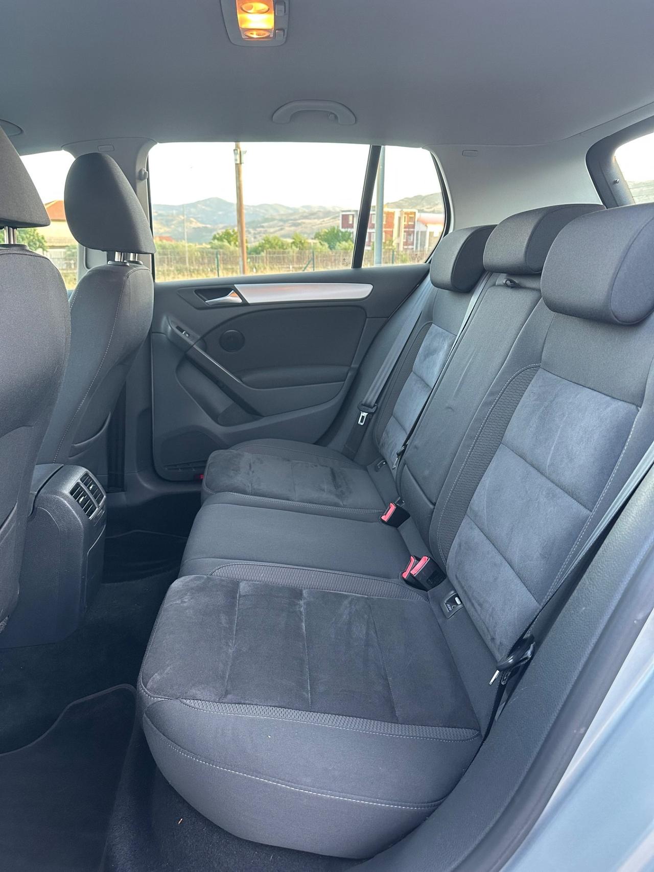 Volkswagen Golf 2.0 TDI DPF 5p. Highline