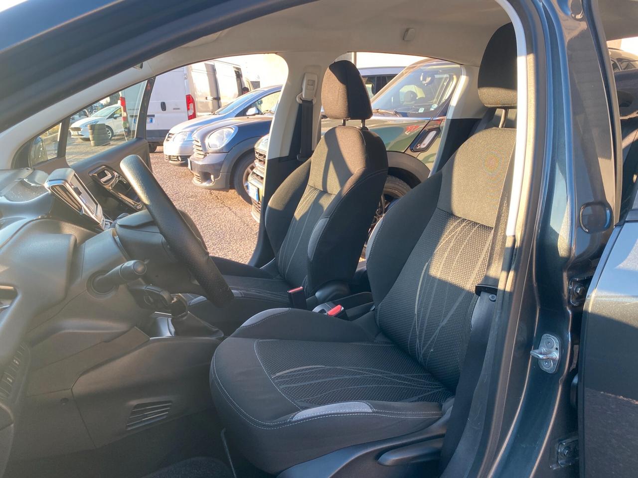 Peugeot 208 1.4 HDi 68 CV 5 porte Active