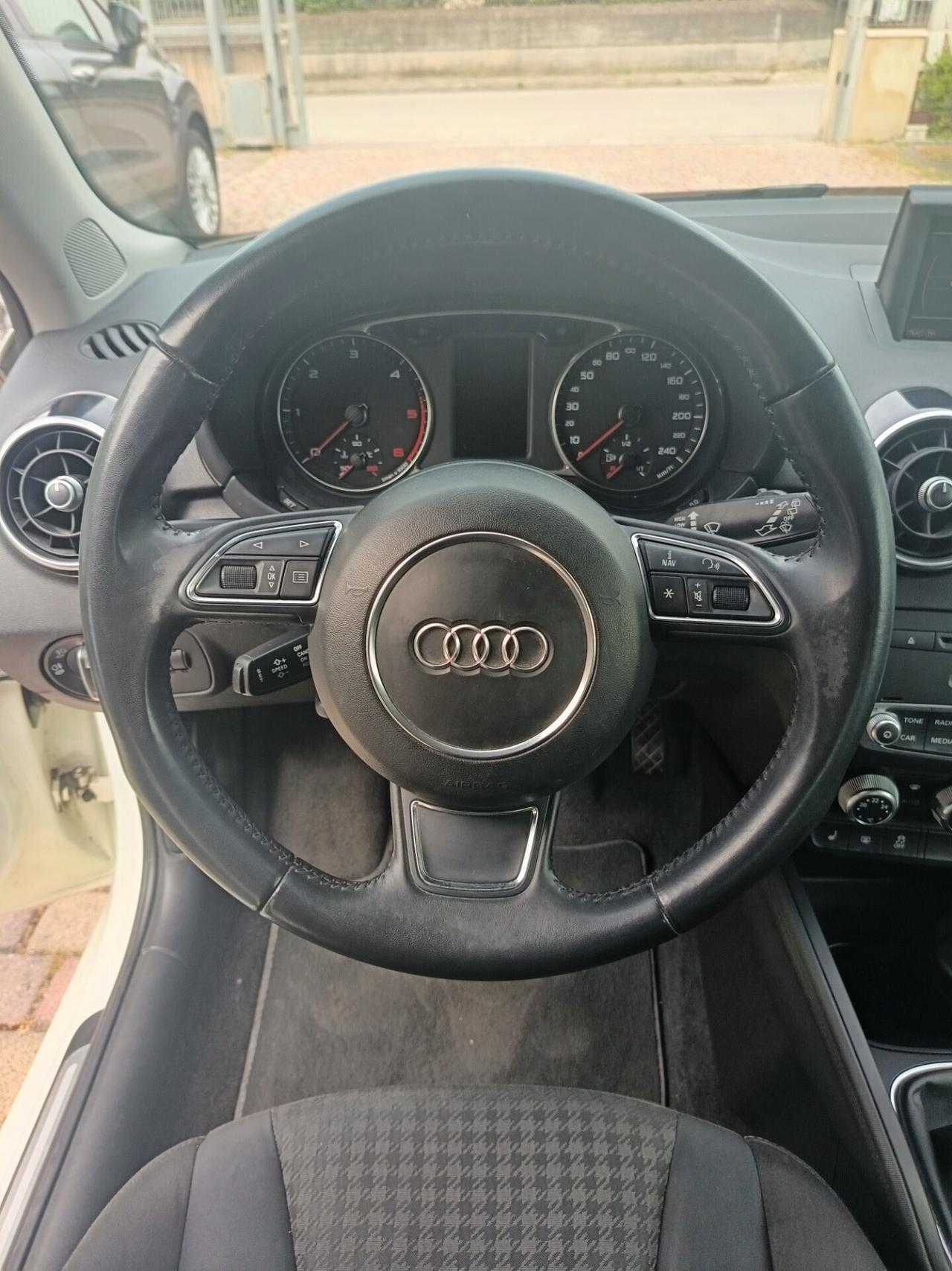 Audi A1 1.6 TDI Admired