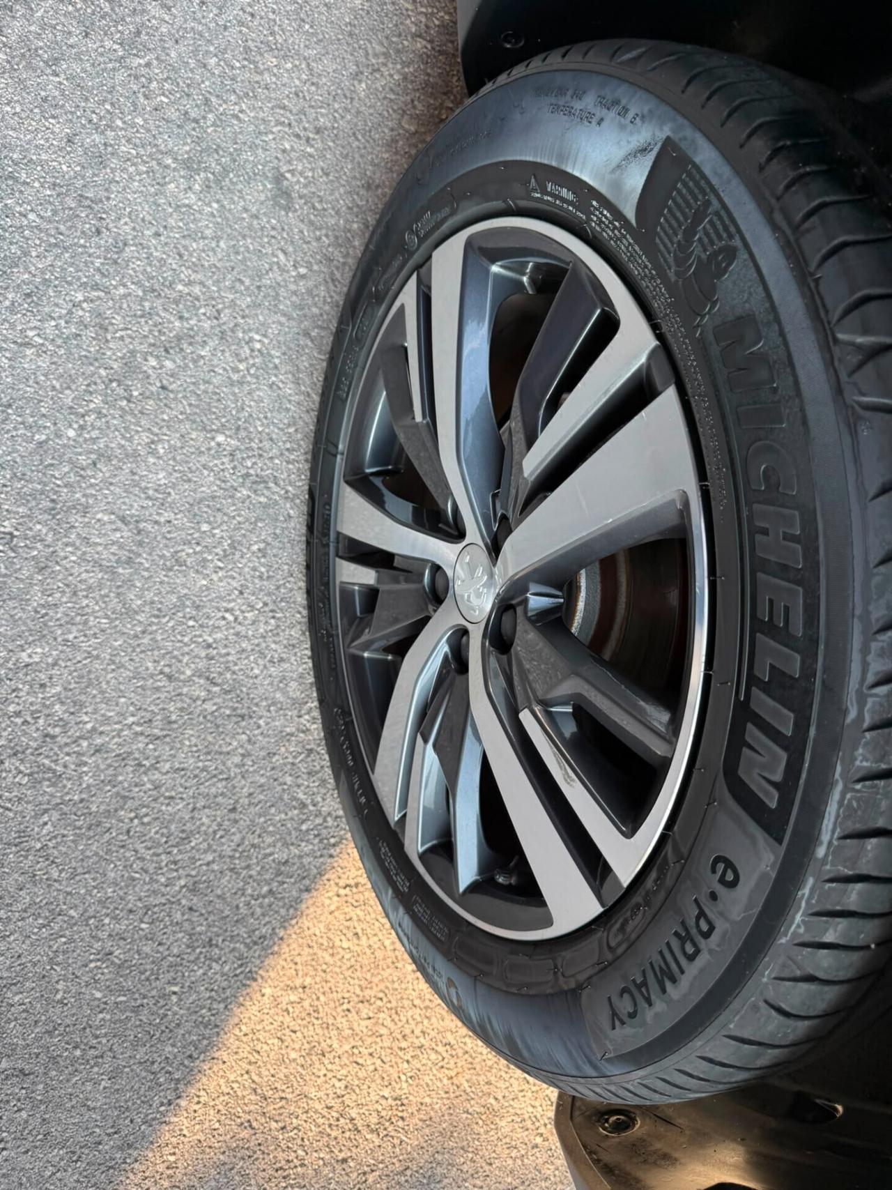 Peugeot 3008 BlueHDi 130 S&S EAT8 Allure Pack