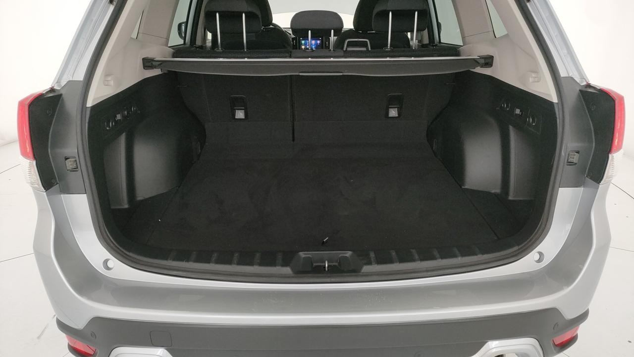 SUBARU Forester 2.0i e-boxer Style lineartronic