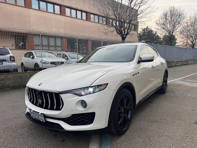MASERATI Levante V6 Q4 350CV NAVI+RETR.