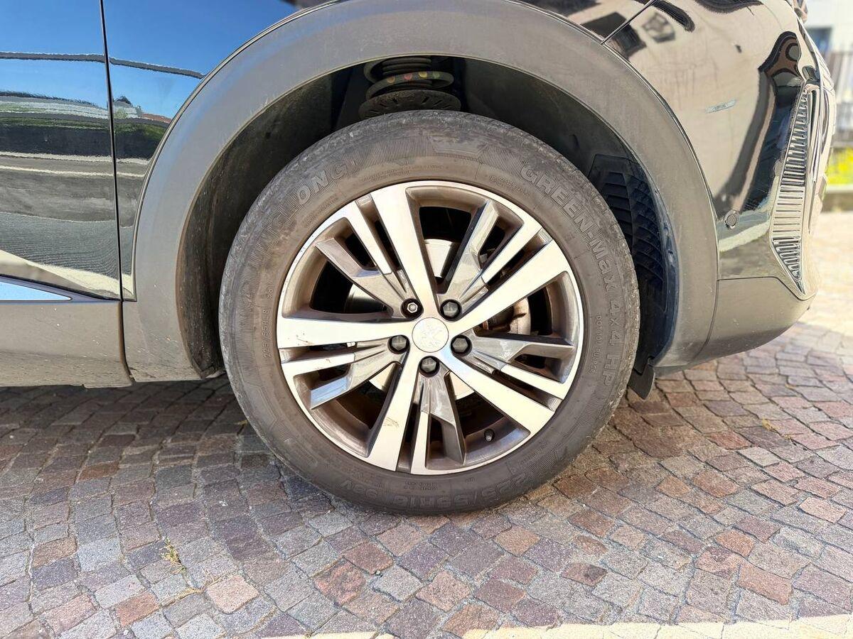 Peugeot 3008 II 1.2 puretech t Allure Pack s&s 130cv eat8