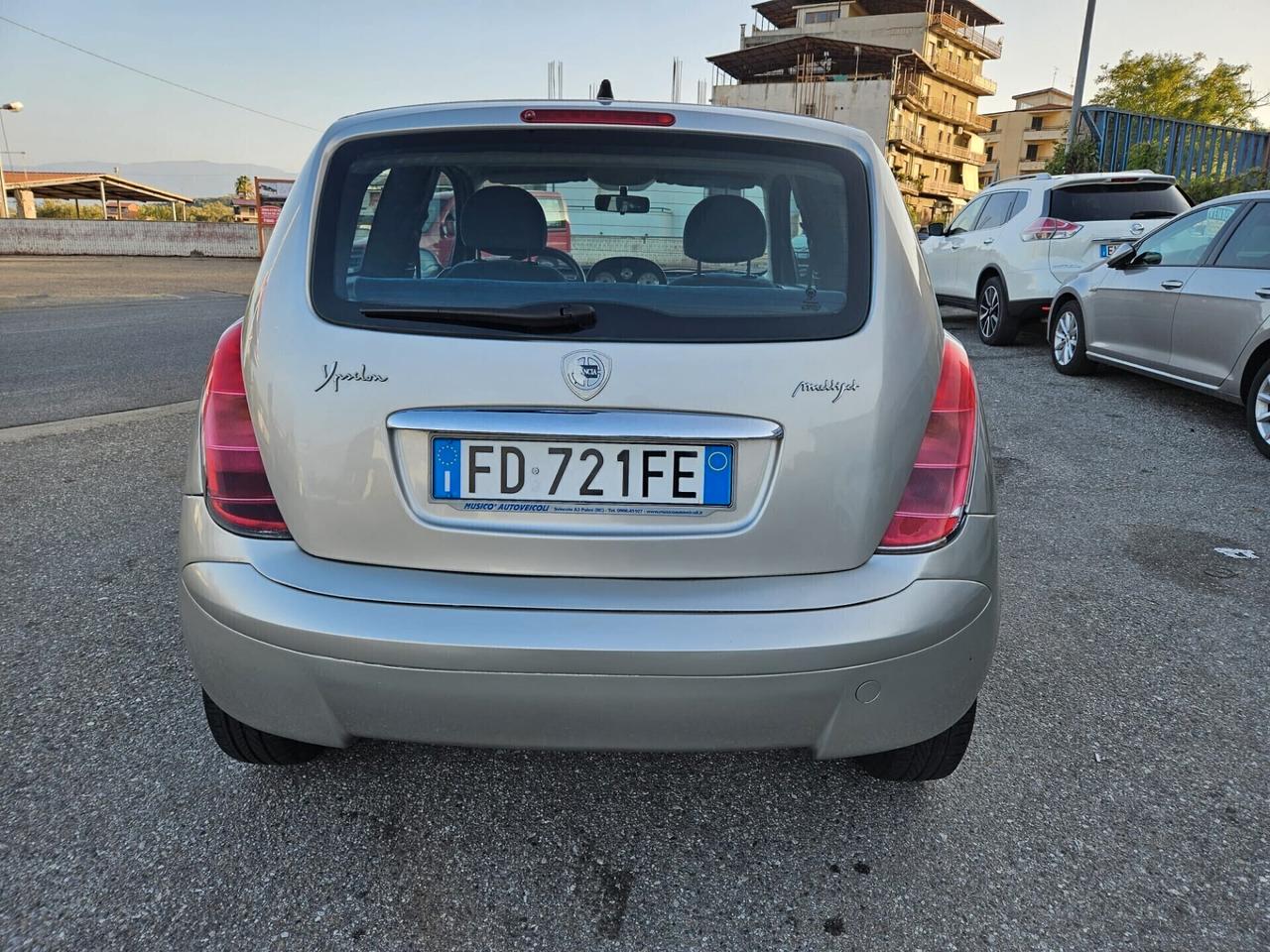 Lancia Ypsilon 1.3 Multijet 16V Argento