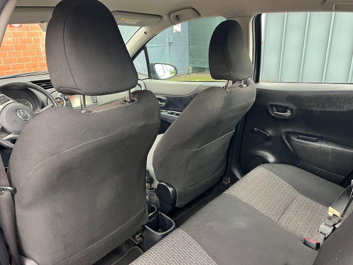 TOYOTA - Yaris - 1.0 5p. Lounge