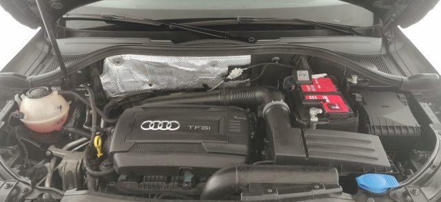 AUDI Q3 40 TFSI quattro S tronic Business Advanced