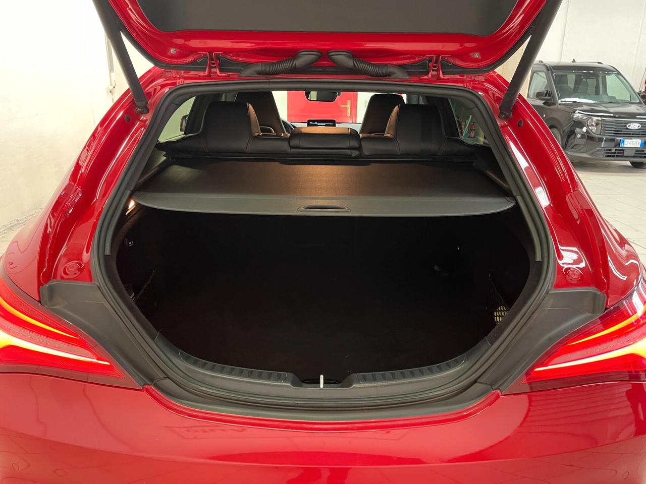 Mercedes-benz CLA 200 d Shooting Brake Premium AMG-Ok Neopat-LEGGI SOTTO