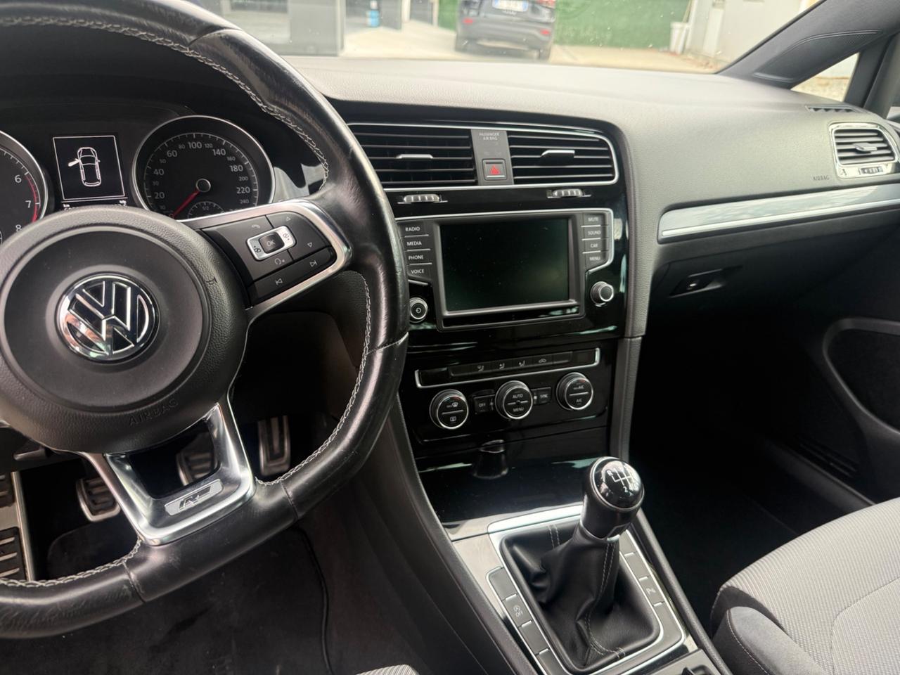 Volkswagen Golf 1.4 TSI DSG 5p. Sport Edition R-Line