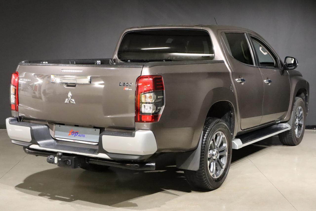 Mitsubishi L200 2.3 D Double Cab 4x4 Easy Select Invite Connect