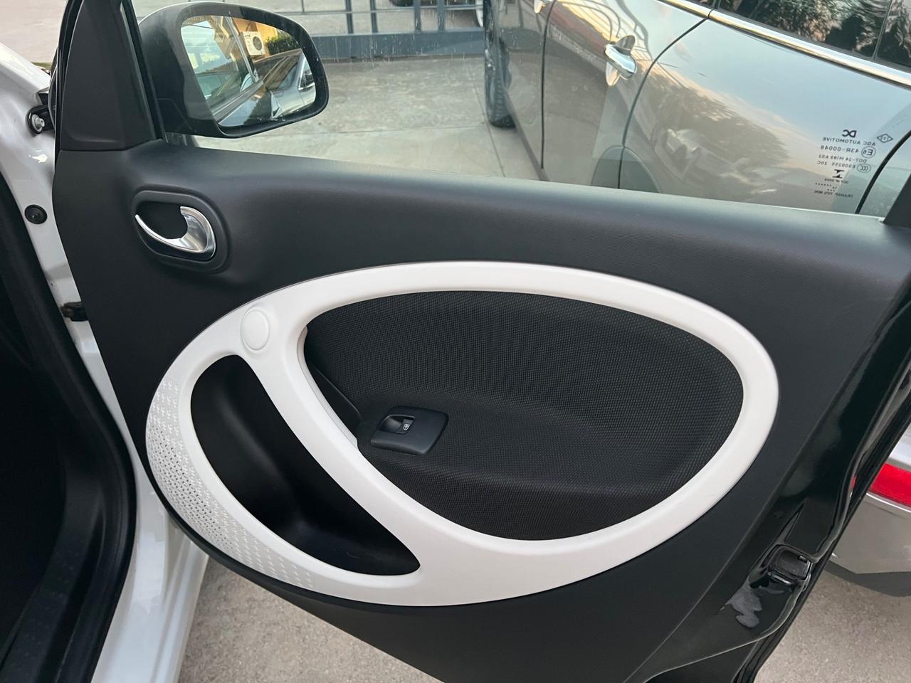 Smart ForFour 70 1.0 Passion