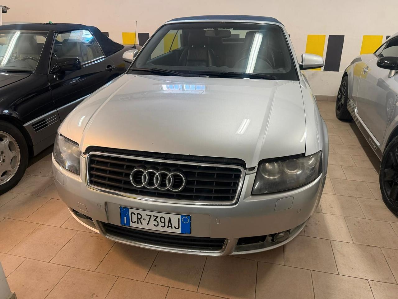 Audi A4 Cabriolet 2.5 V6 TDI cat