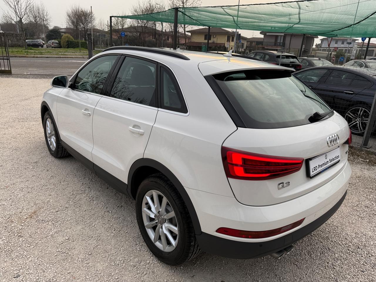 Audi Q3 2.0 Tdi 120cv Navi+Led