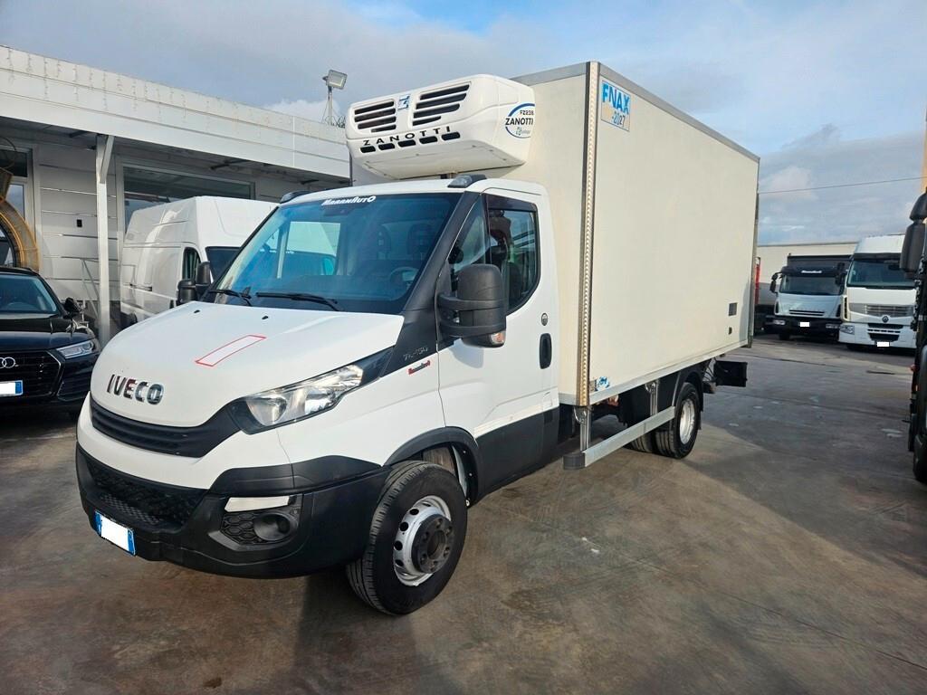 IVECO DAILY 72-150 FRIGO CON PEDANA-2018