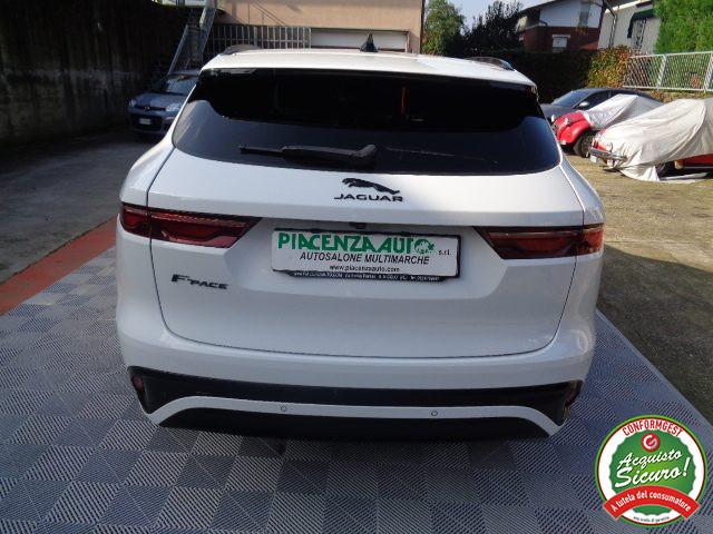 JAGUAR F-Pace 2.0 250 CV AWD aut. R-Dynamic Black.PANORAMA