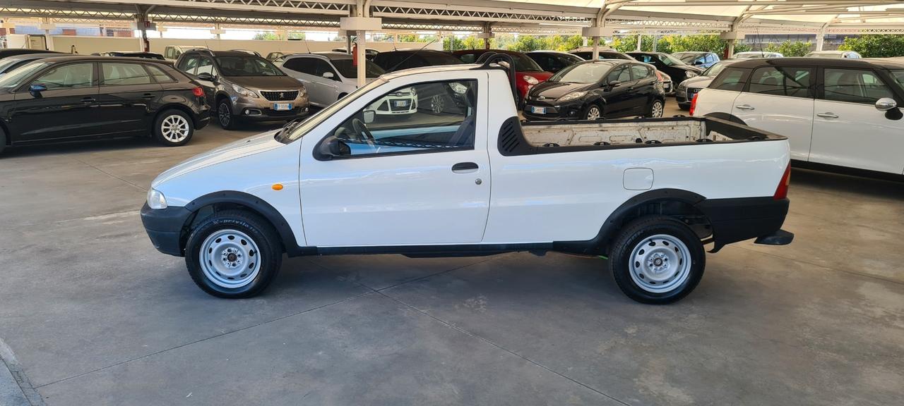 Fiat Strada Pickup 1.9 Diesel