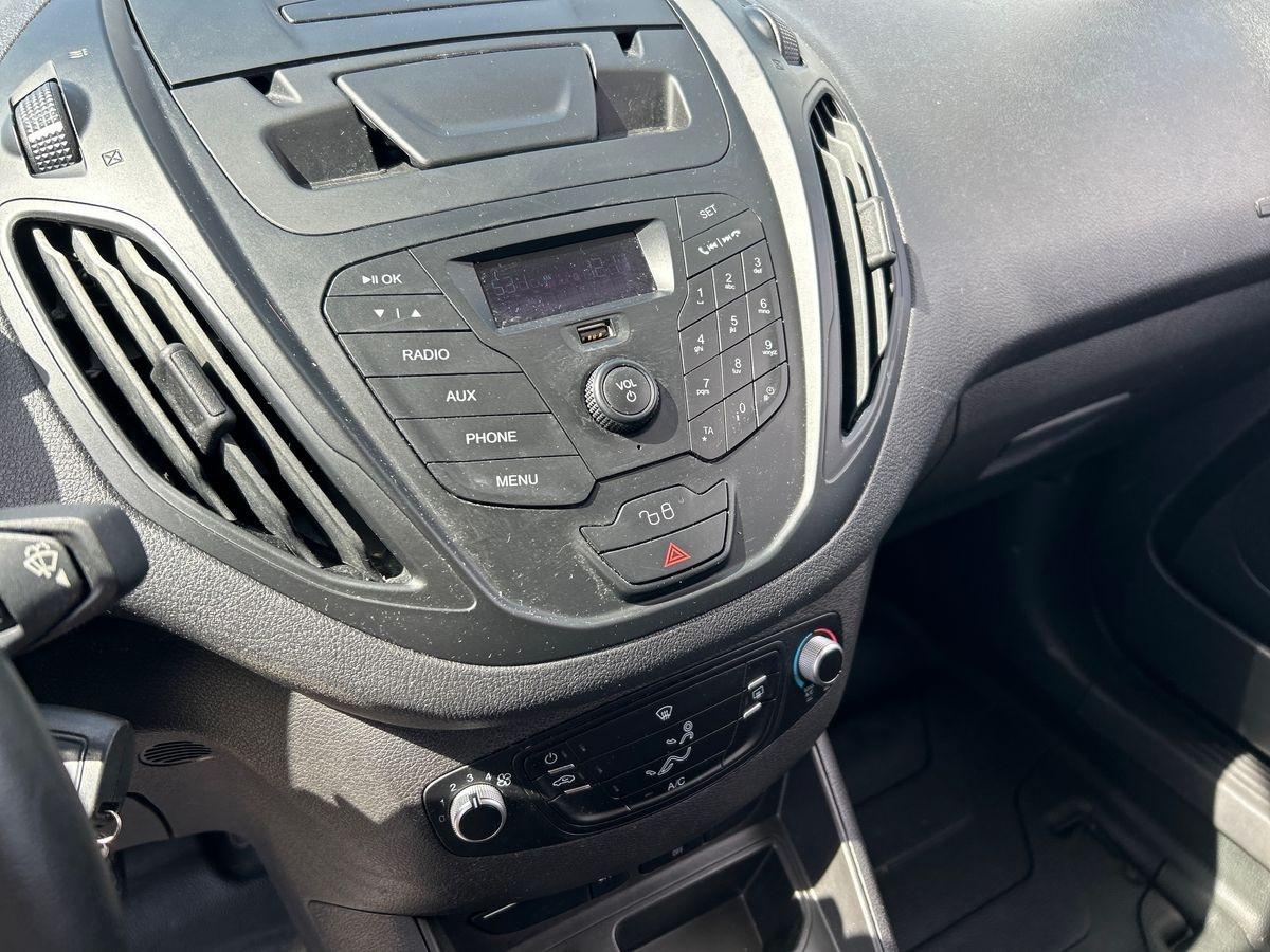 FORD Transit Courier 2018 - Transit Courier 1.5 tdci 75cv Trend E6.2