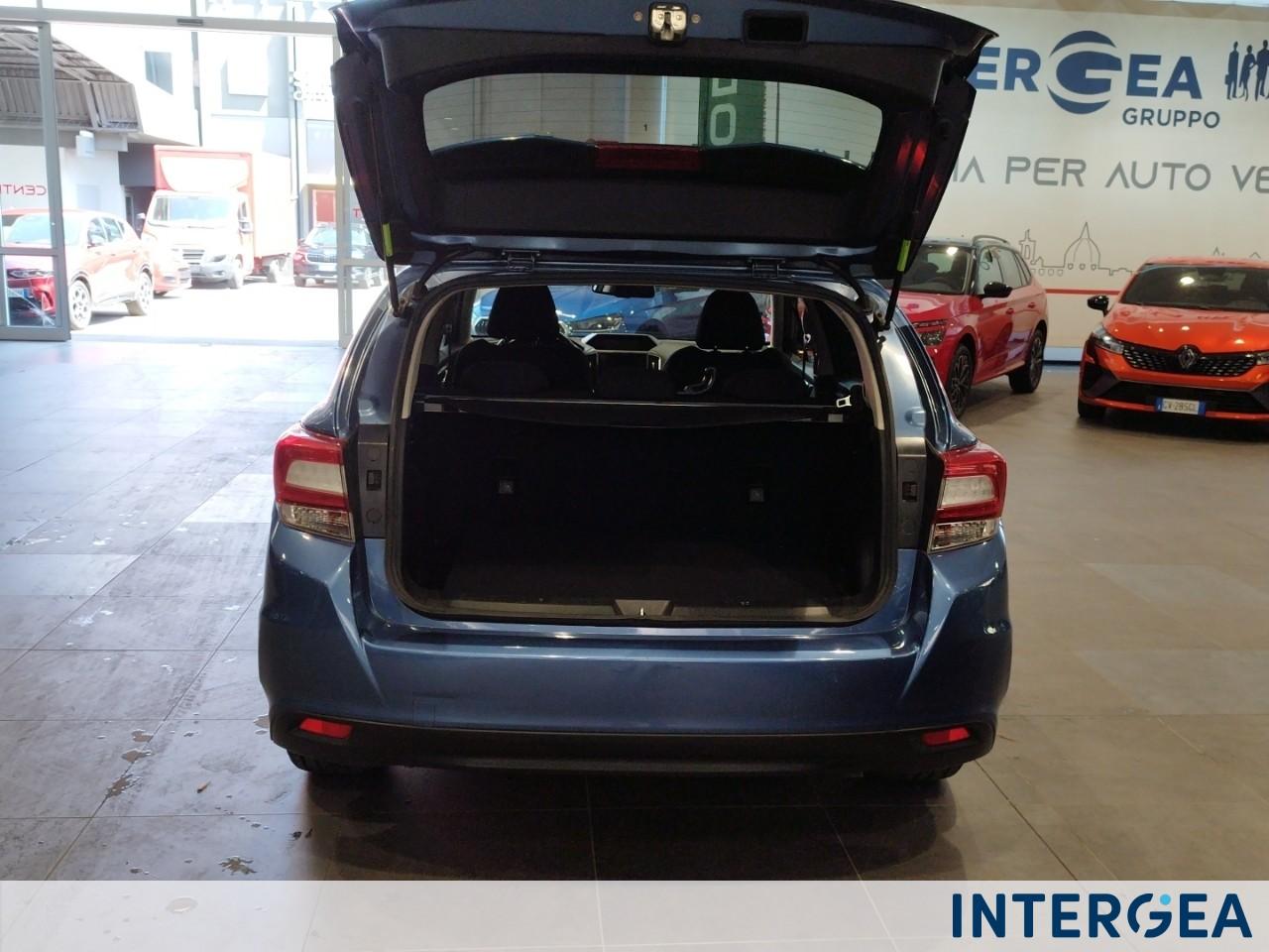 SUBARU Impreza 1.6i Style navi lineartronic