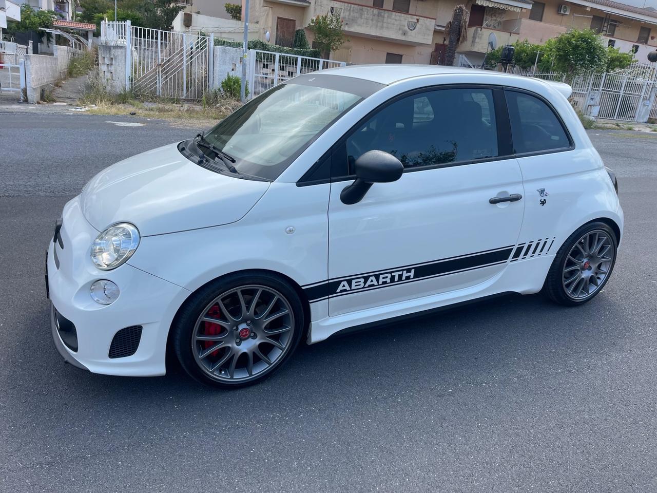 Fiat 500 Abarth 595 competizione