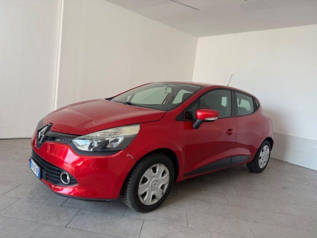 RENAULT Clio 1.2 75CV 5 porte Wave