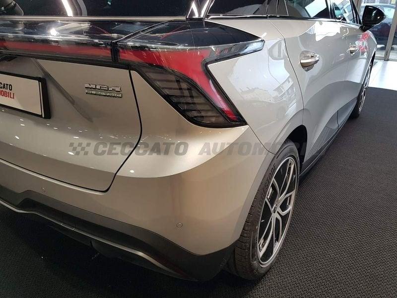 MG MG4 MG4 LUXURY 64KW - MEDAL SILVER