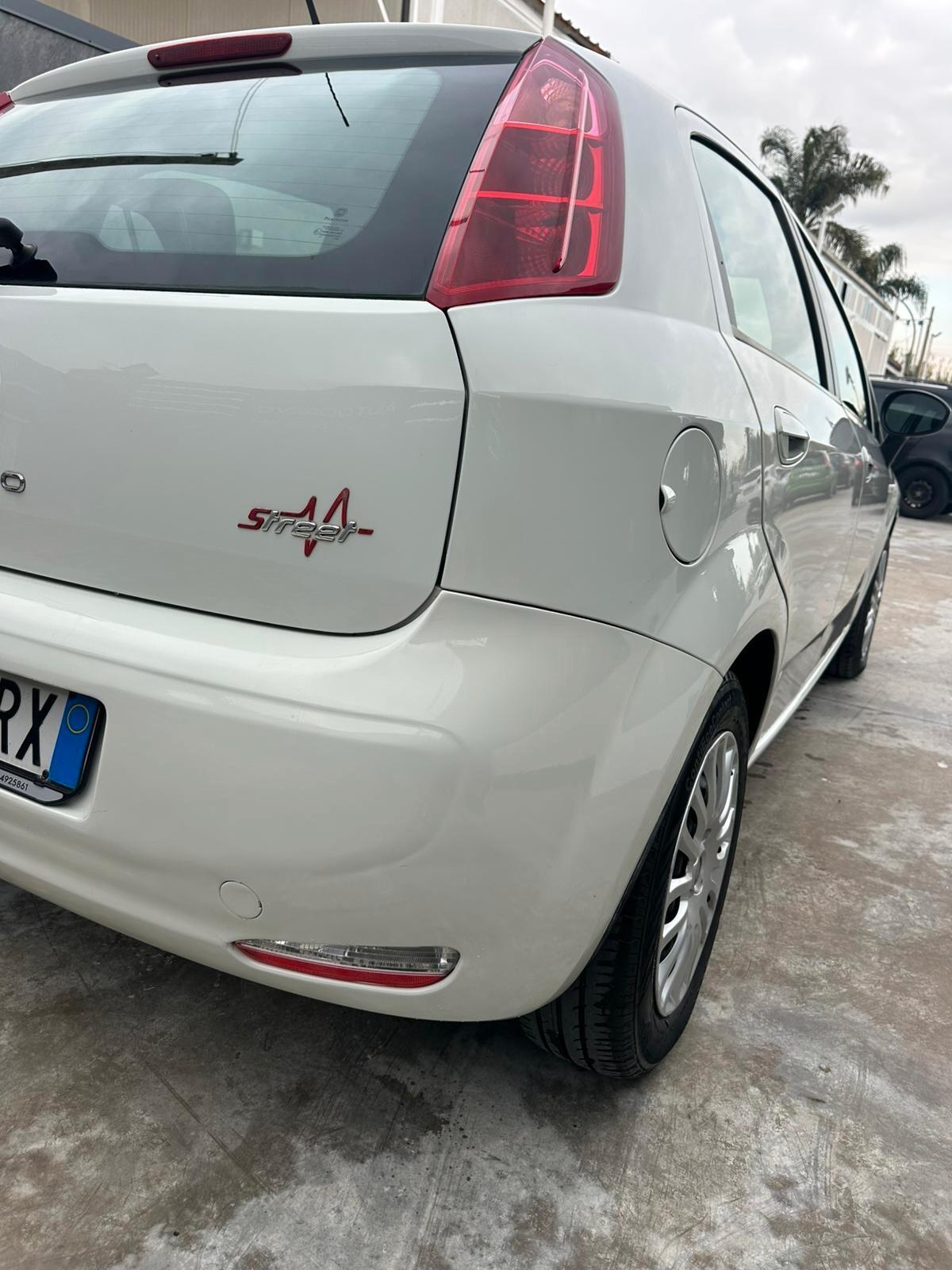 Fiat Punto 1.3 MJT II S&S 85 CV 5 porte ECO Lounge