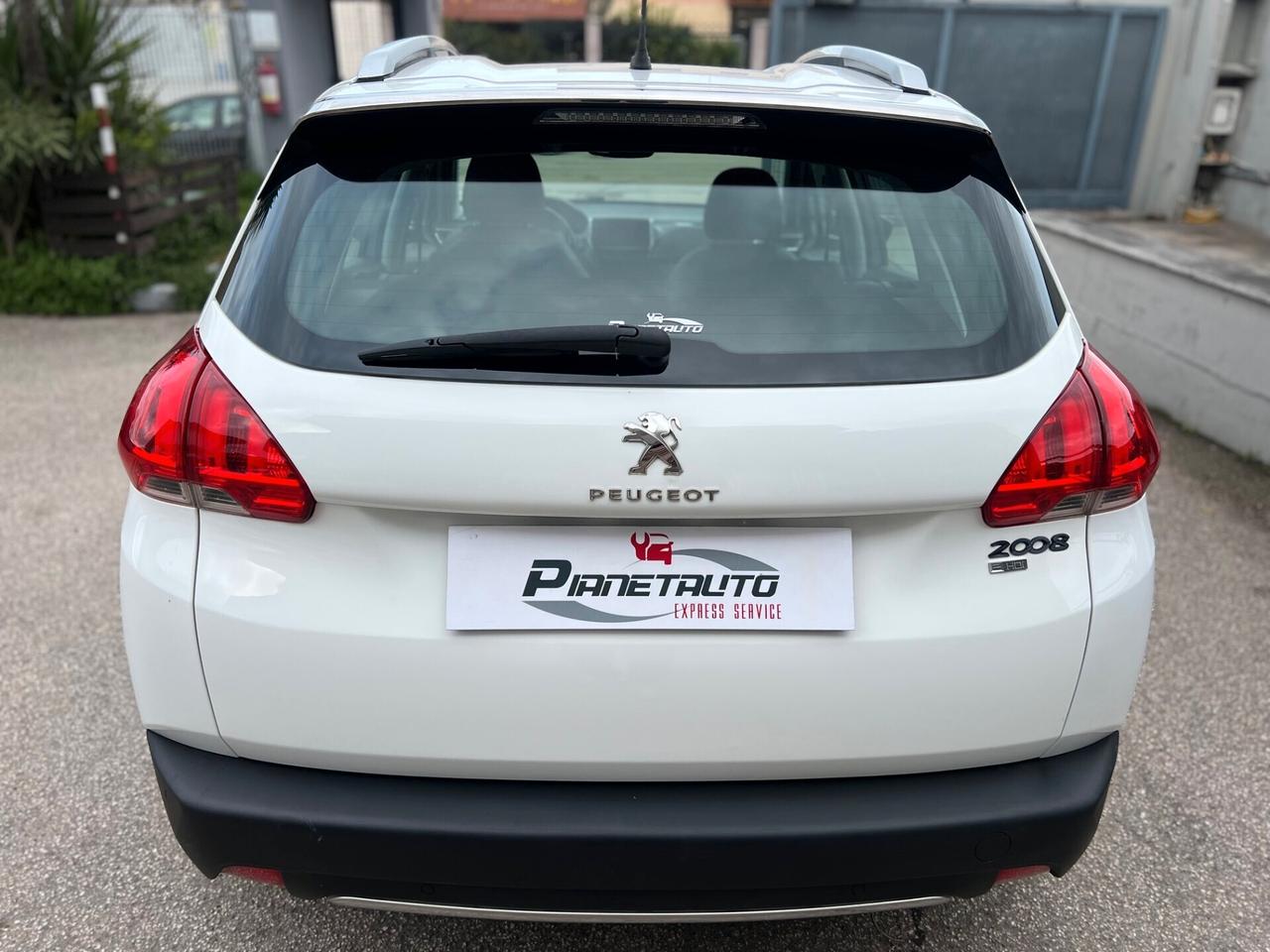 Peugeot 2008 1.6 e-hdi 92cv 8v Allure NAVI/PELLE/17; PERFETTA!