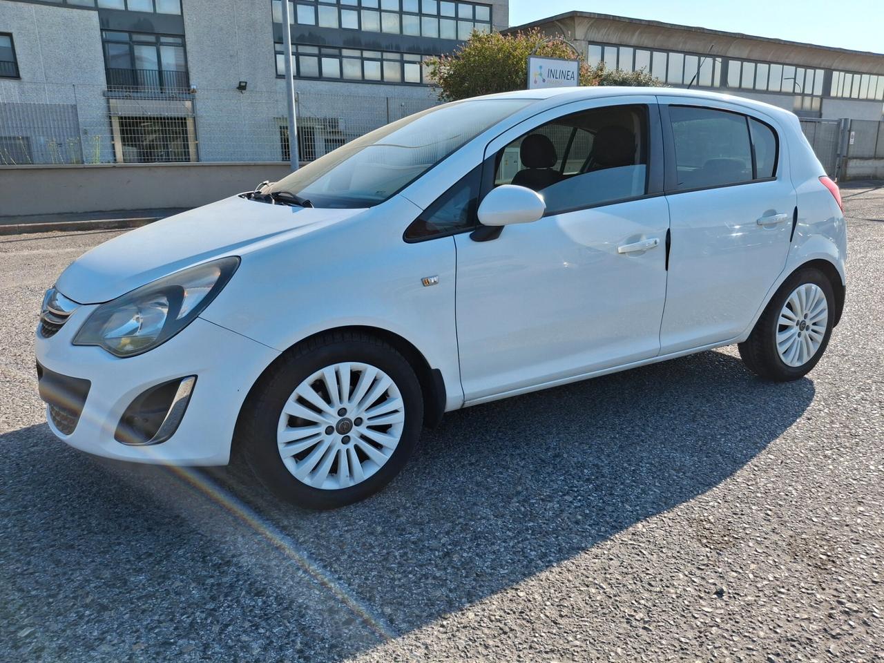 Opel Corsa 1.2-85CV. 5 Porte Benzina/GPL-TECH Edition