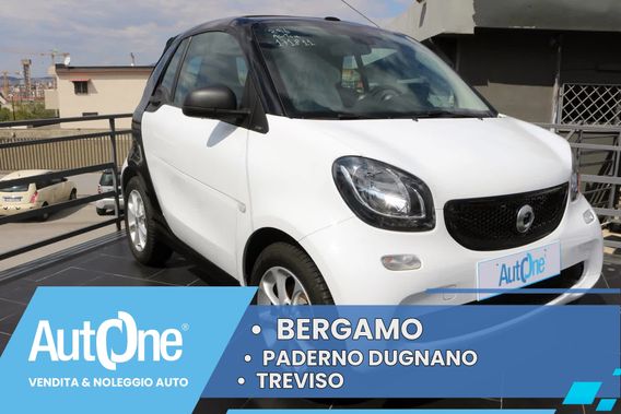 Smart Fortwo 1.0 71cv S/s Automatic Cabrio Passion Cerchi L. Bicolor