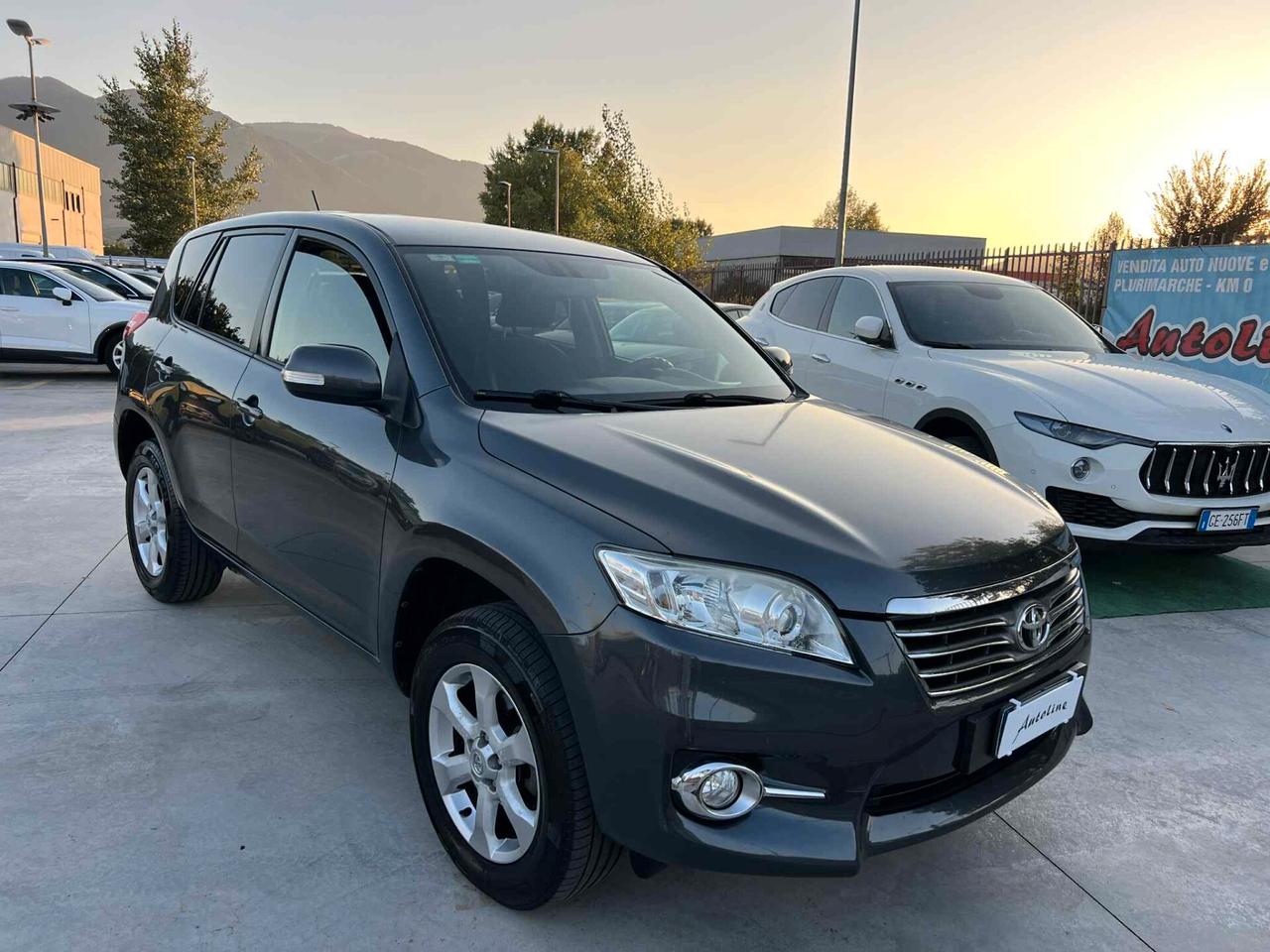 Toyota RAV 4 CROSSOVER 2.2 150Cv 4x4 -UNICO P-