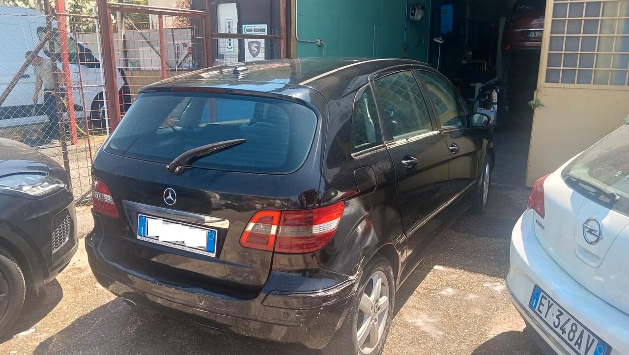 Mercedes-benz B 200 d Automatic Executive