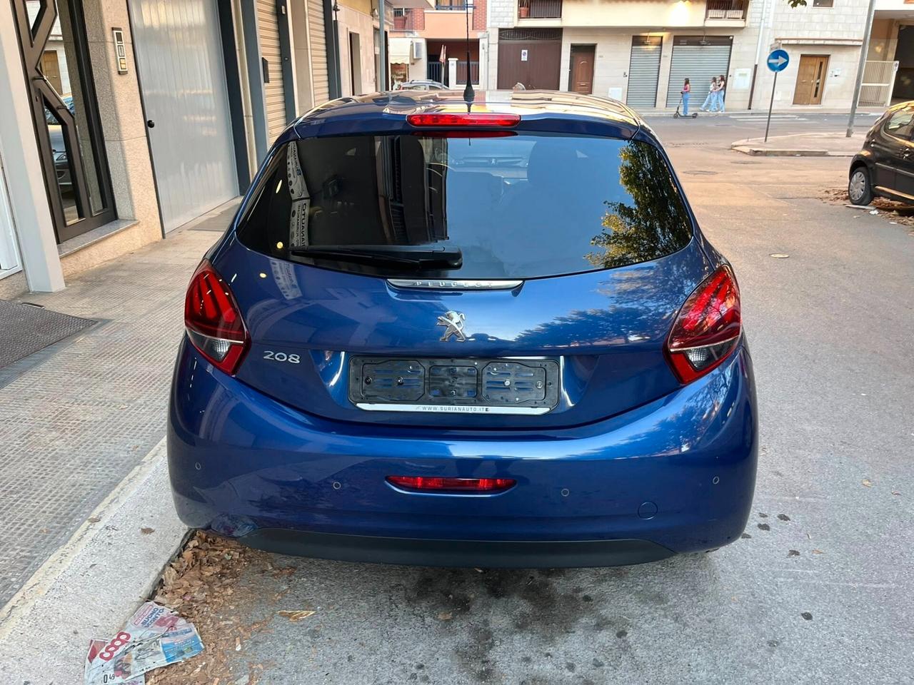 Peugeot 208 BlueHDi 75 5 porte Allure