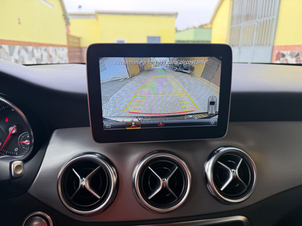 Mercedes GLA 200 d Autom. 4Matic Premium AMG