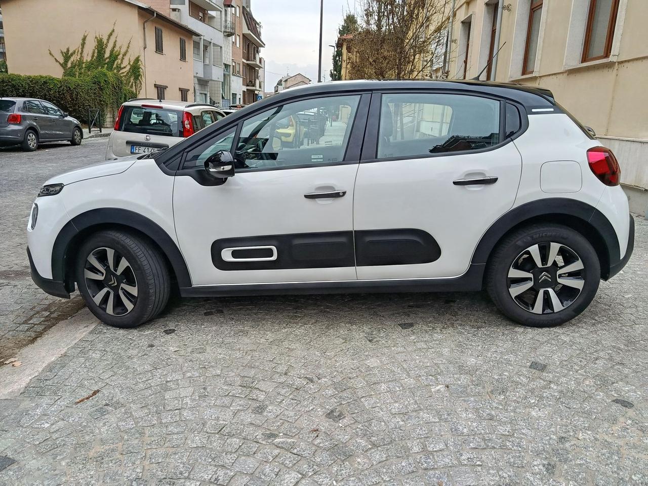 Citroen C3 1.2 PureTech 82 Shine #6840
