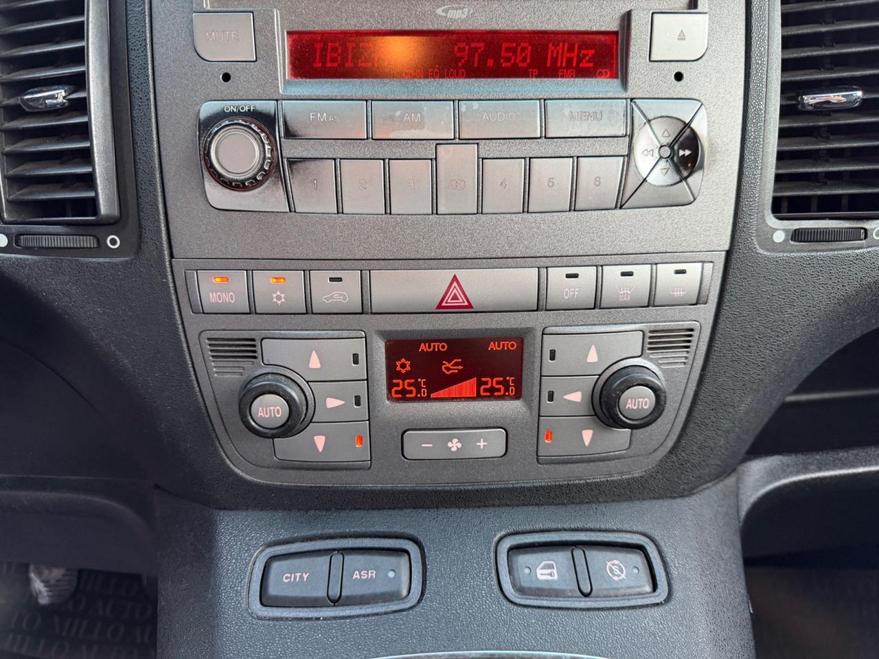 Lancia MUSA 1.3 Mjt 95 CV Platinum