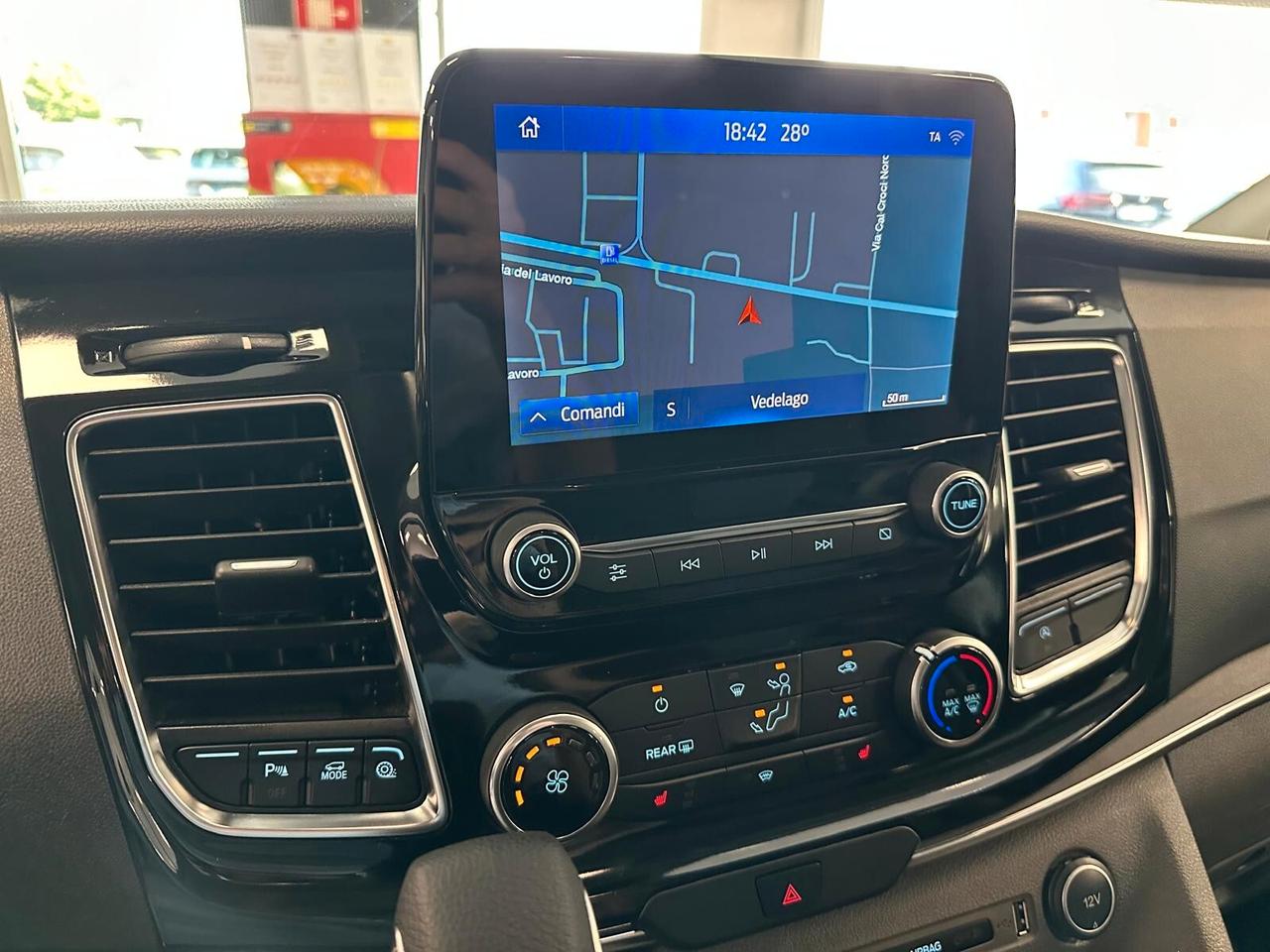 Ford Tourneo Custom 320 2.0 EcoBlue 185CV aut. Uff. ITA