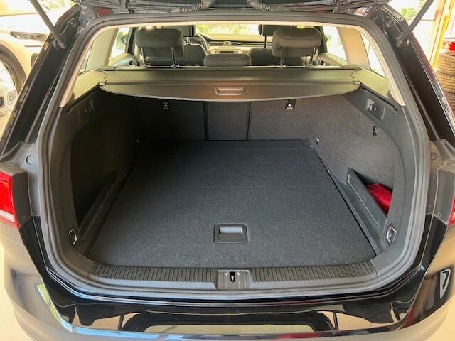 PASSAT VARIANT 2.0 TDI 150CV BUSINESS DSG 83.000KM UNICO PROPRIETARIO TAGLIANDI CERTIFICATI
