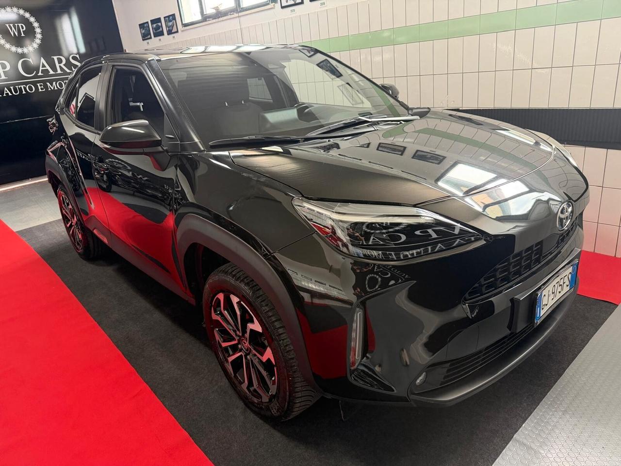 Toyota Yaris Cross 1.5 Hybrid 5p. E-CVT AWD-i Trend