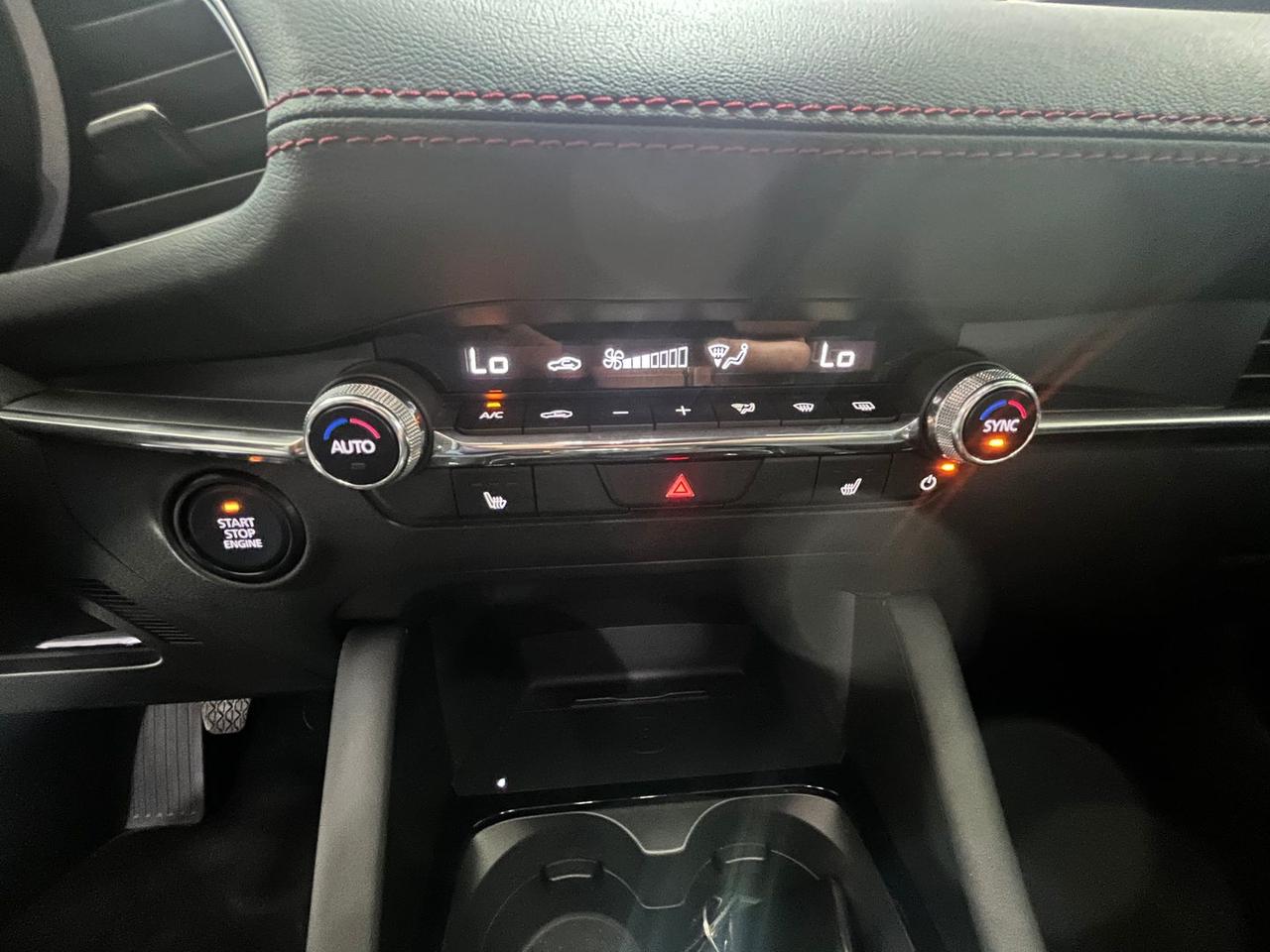 Mazda 3 Homura 2.0 E-SkyActiv-G MHEV