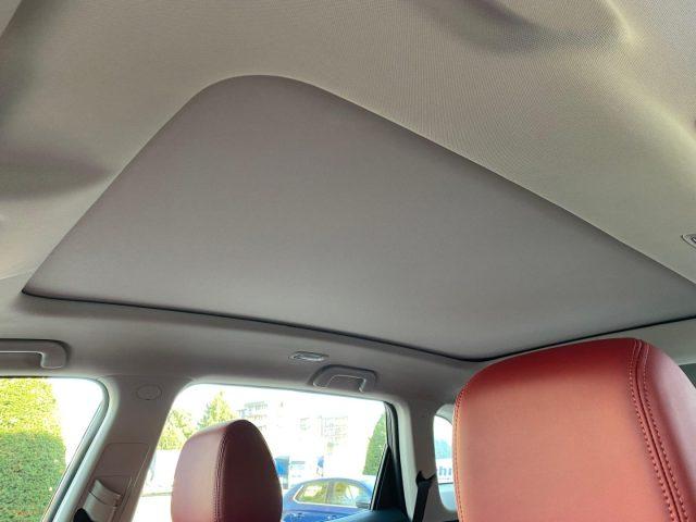 DFSK Glory 600 Glory 600 1.5 177cv AT 7 posti Interni Pelle rossa