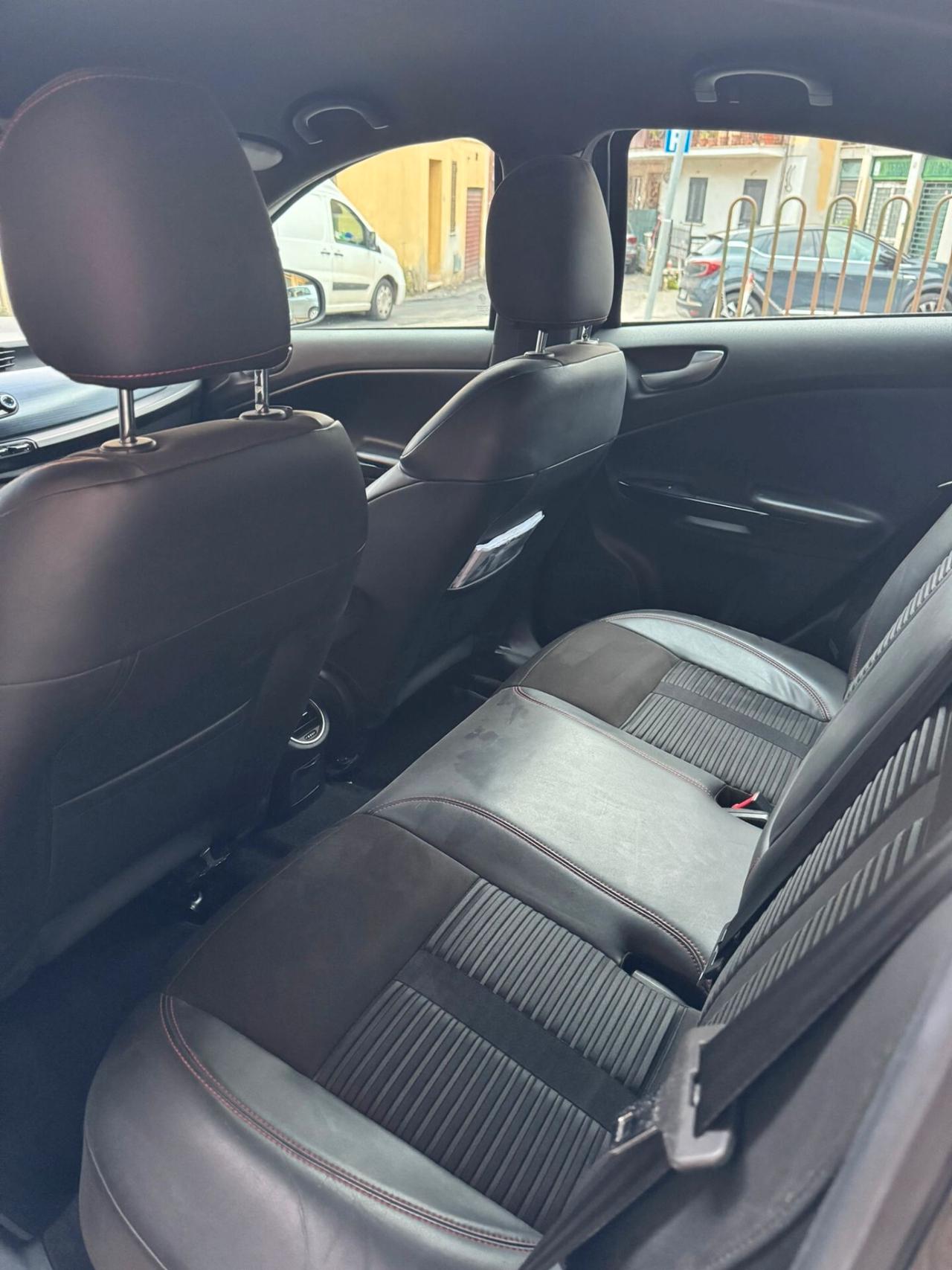 Alfa Romeo Giulietta 1.4 Turbo 120 CV Distinctive, OK NEOPATENTATI, PERFETTA, FULL OPTIONAL