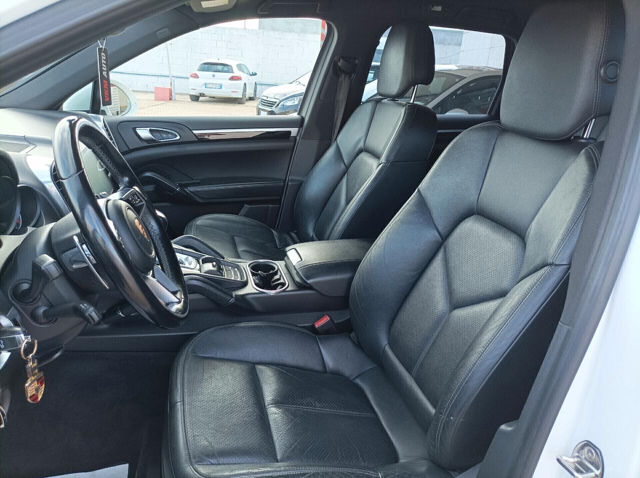 Porsche Cayenne 3.0 Diesel RESTYLING 250CV