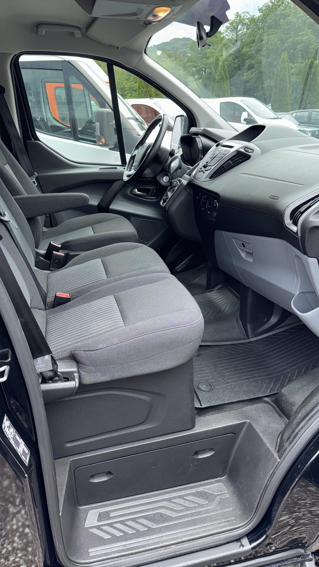 Ford Transit Custom AUTOCARRO 6 POSTI