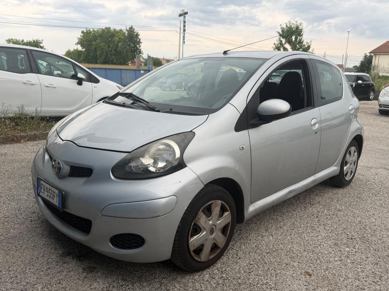 Toyota Aygo 1.0 12V VVT-i 5 porte